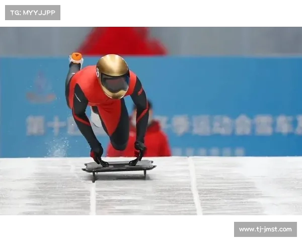 天津雪车钢架雪车队创佳绩 闫文港率队斩获 1 金 2 银 1 铜 天津雪车钢架雪车队创佳绩 闫文港率队斩获 1 金 2 银 1 铜